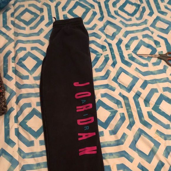 Jordan sweatpants - Picture 2 of 2